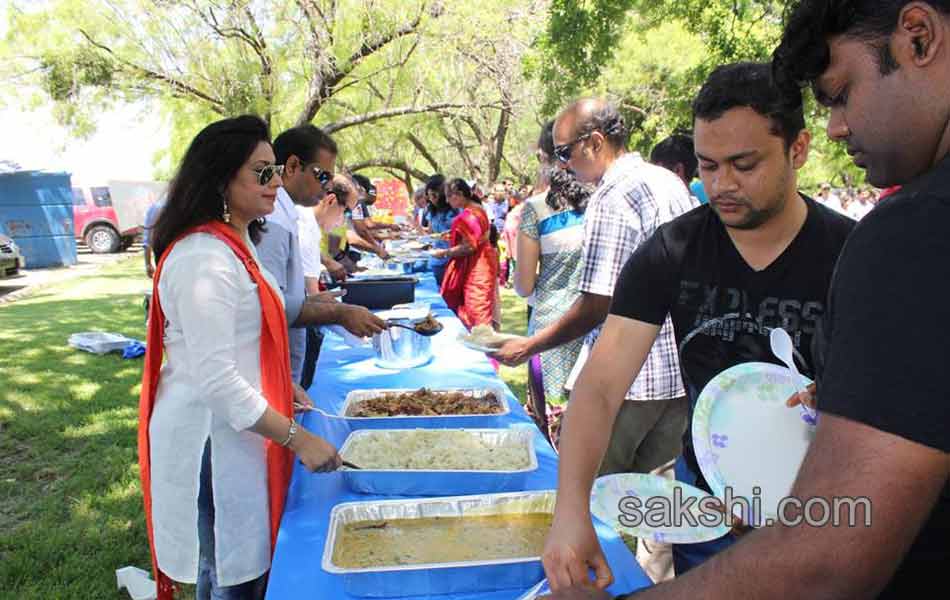 vanabhojanalu by telangana peoples association of dallas - Sakshi17