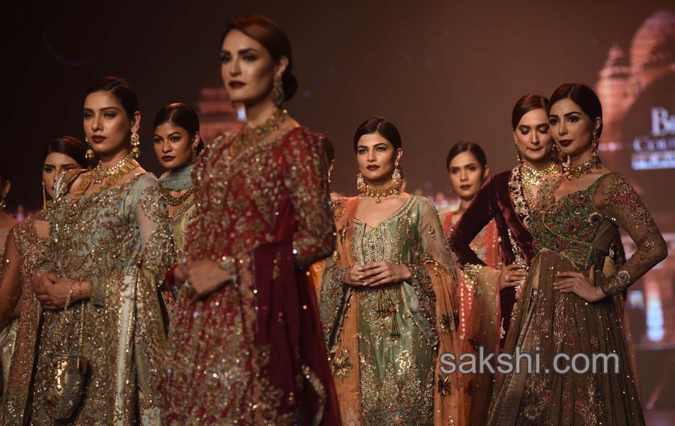 Karachi Fashion show12