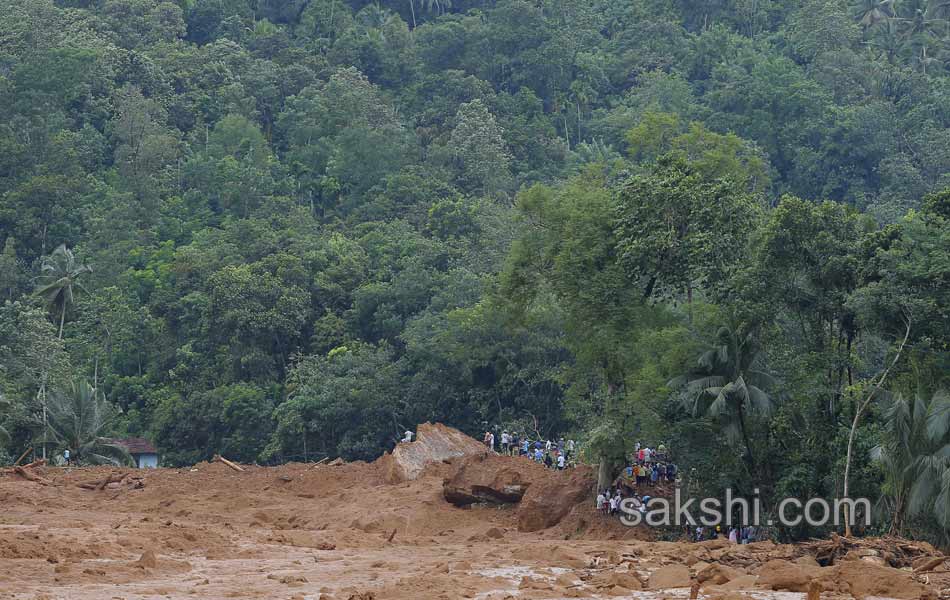 floods create havoc in srilanka - Sakshi11