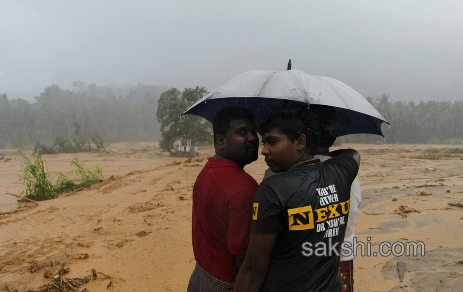 floods create havoc in srilanka - Sakshi18