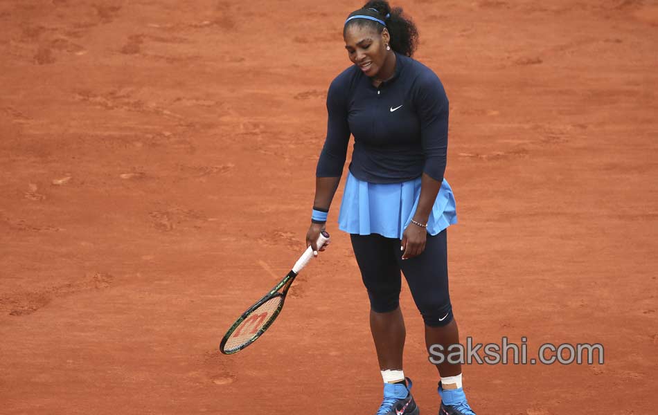 French Open Garbine Muguruza upsets Serena Williams for women s title2