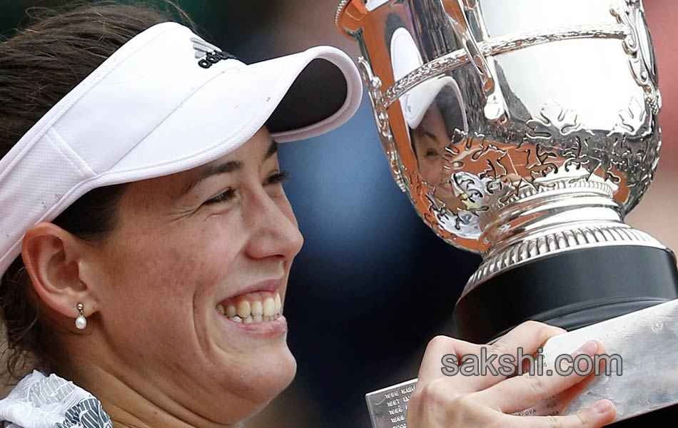 French Open Garbine Muguruza upsets Serena Williams for women s title4