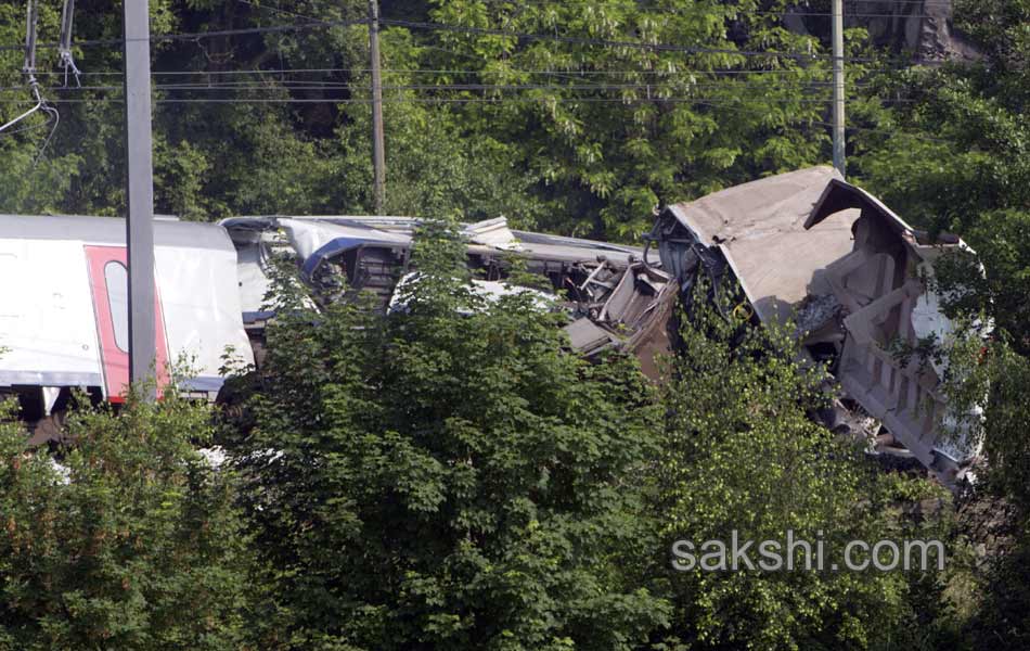 Belgium Train Collision2