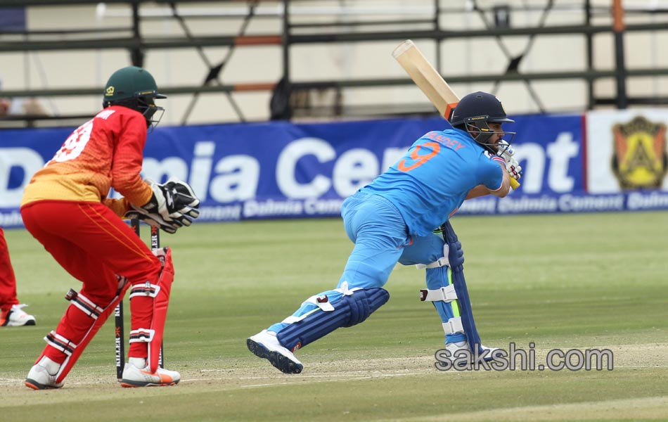 india beats zimbabwe in second one day achives series by 2 013