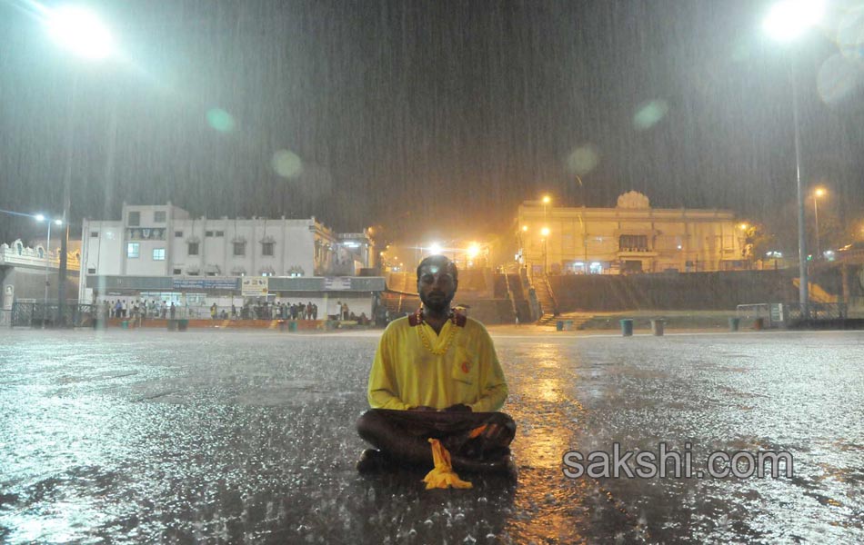 tirumala hevy rain1