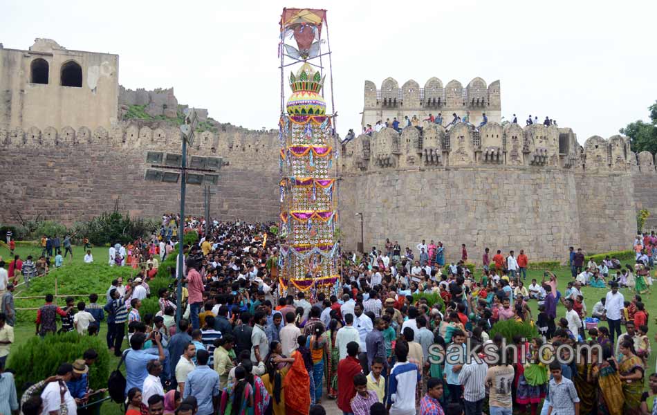 Bonalu Celebrations In Golkonda1