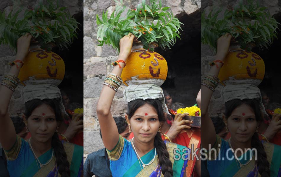 SriJagdambika Ammavari Bonalu celebrations in Golconda Fort20