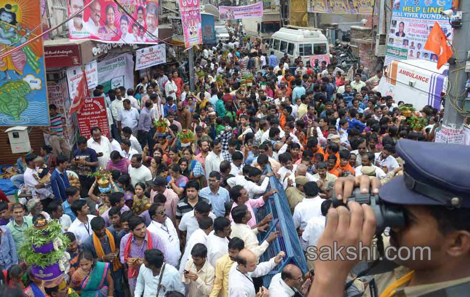 Ujjaini Mahankali Bonalu Festival - Sakshi3