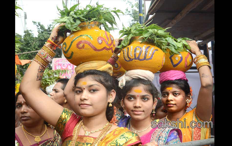 Ujjaini Mahankali Bonalu Festival - Sakshi11