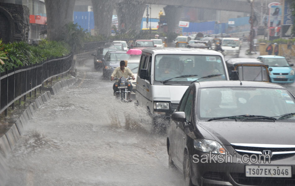 heavy rain in hyderabad - Sakshi10