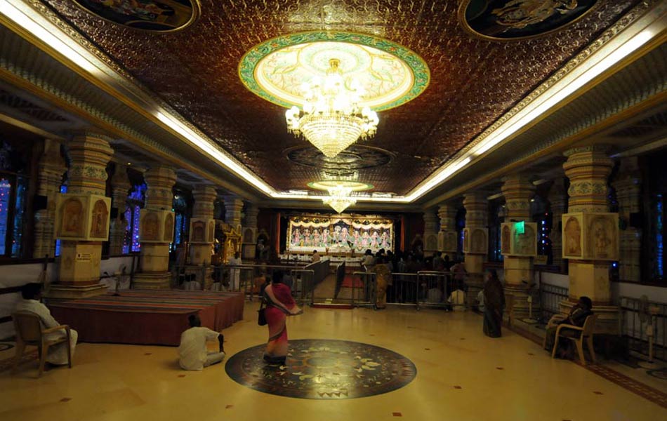 iskcon golden jublee4