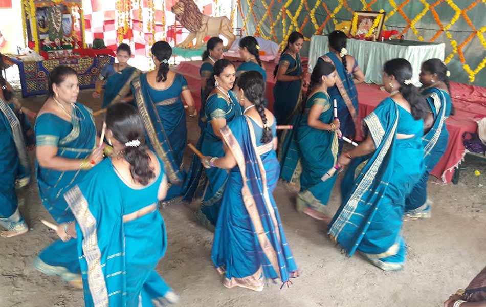 laxmi devi pooja3