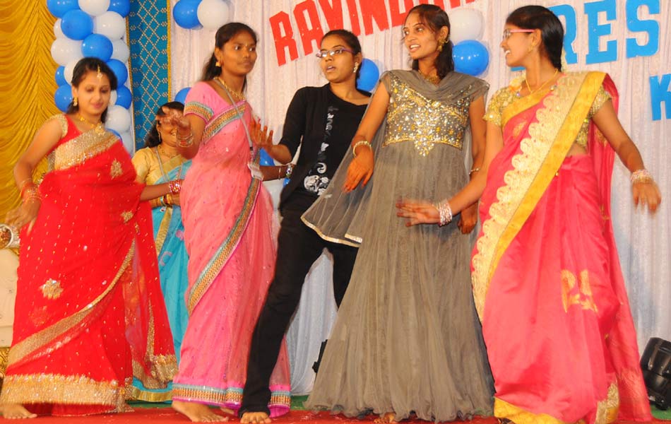 ravindra mahila kalashala freshers day - Sakshi2