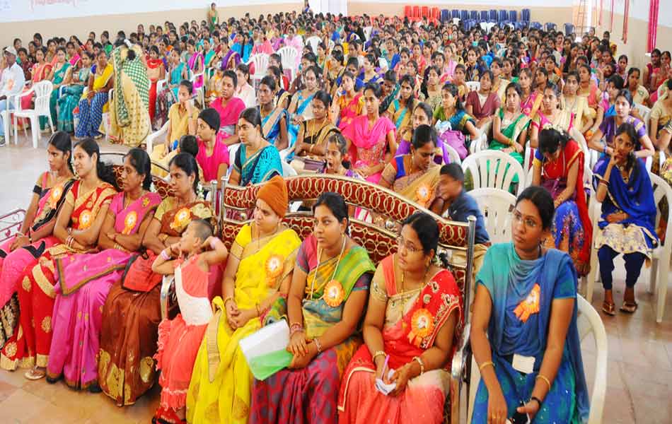 ravindra mahila kalashala freshers day - Sakshi3