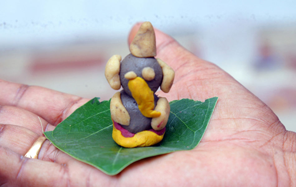 Children made eco friendly Vinayaka statues1