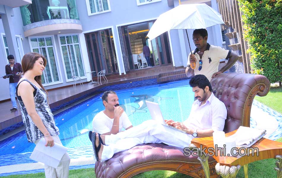 siddhartha movie working stills3