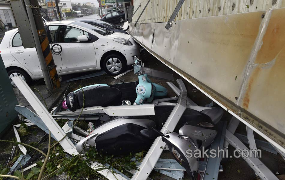 typhoon in Taiwan1