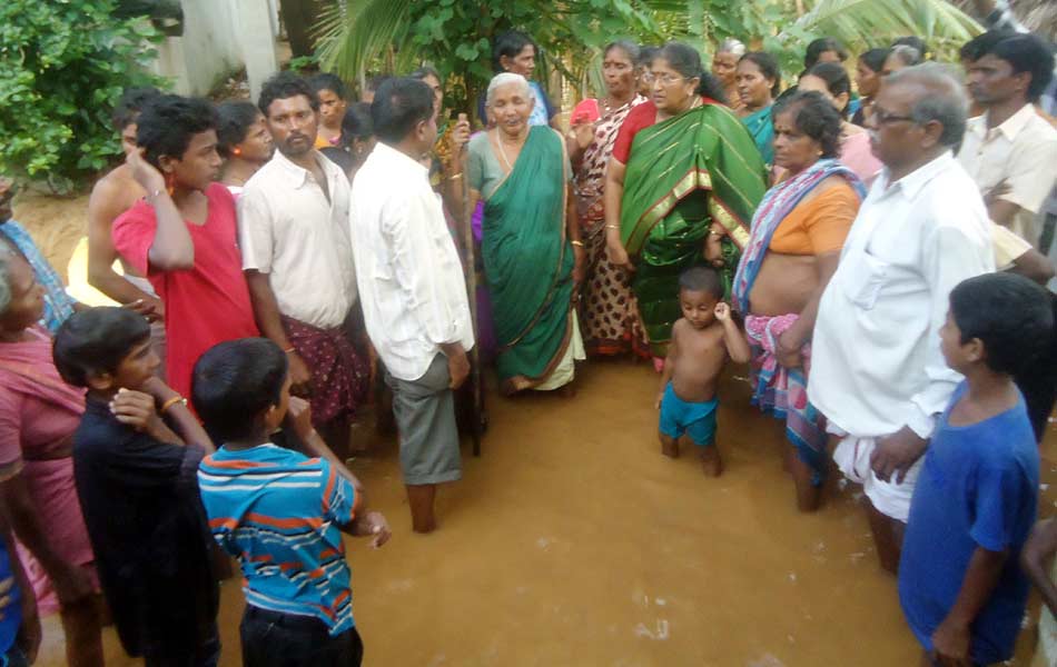 FLOOD IN EAST GODAVARI - Sakshi14