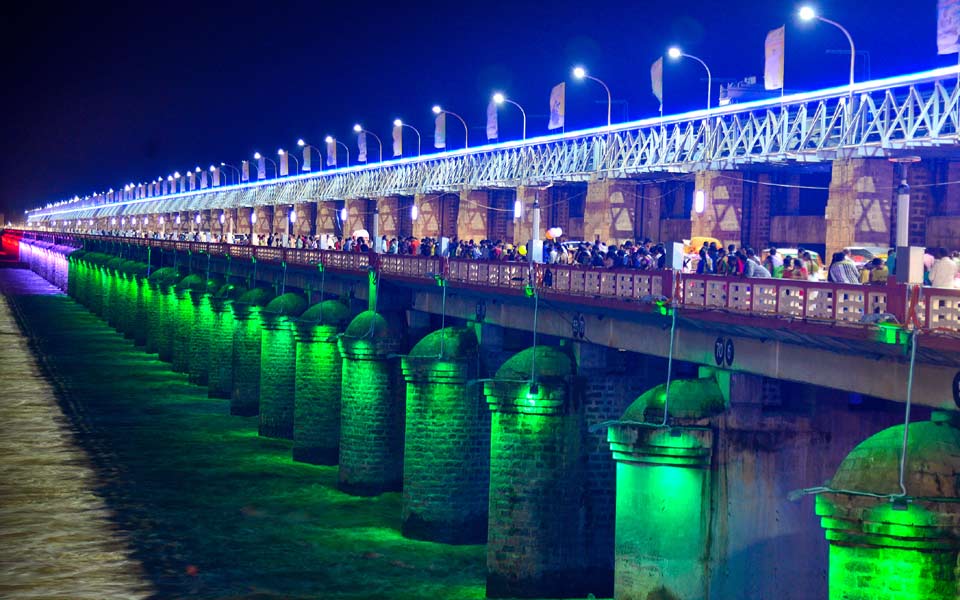 prakasham barrage new look - Sakshi2