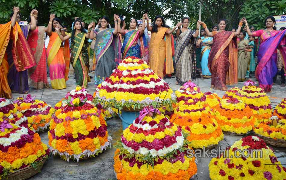 American Telangana  Association bathukamma festival4