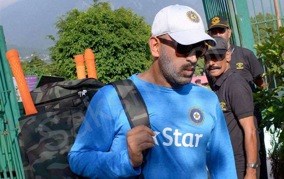 Team India players at a practice session11