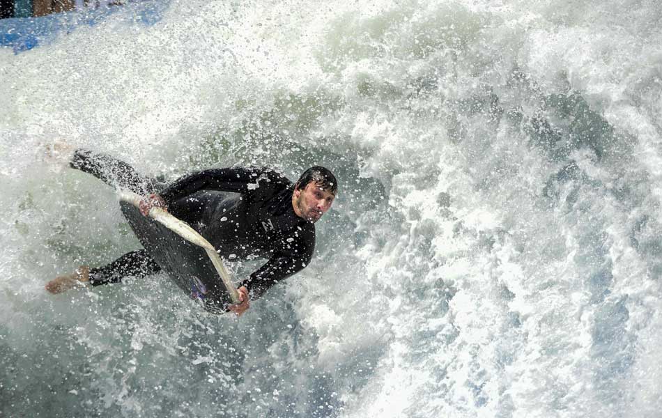 surfing rides16