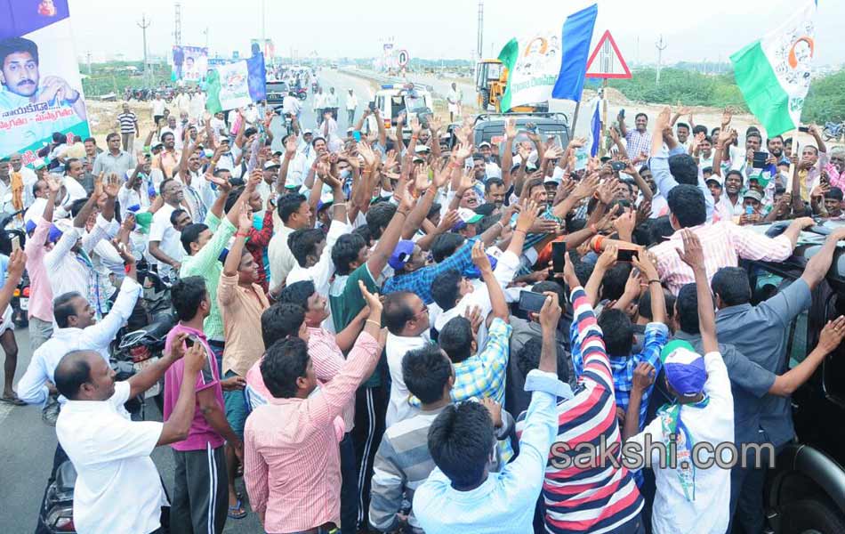 YS Jagan Tour in Chandragirit - Sakshi8