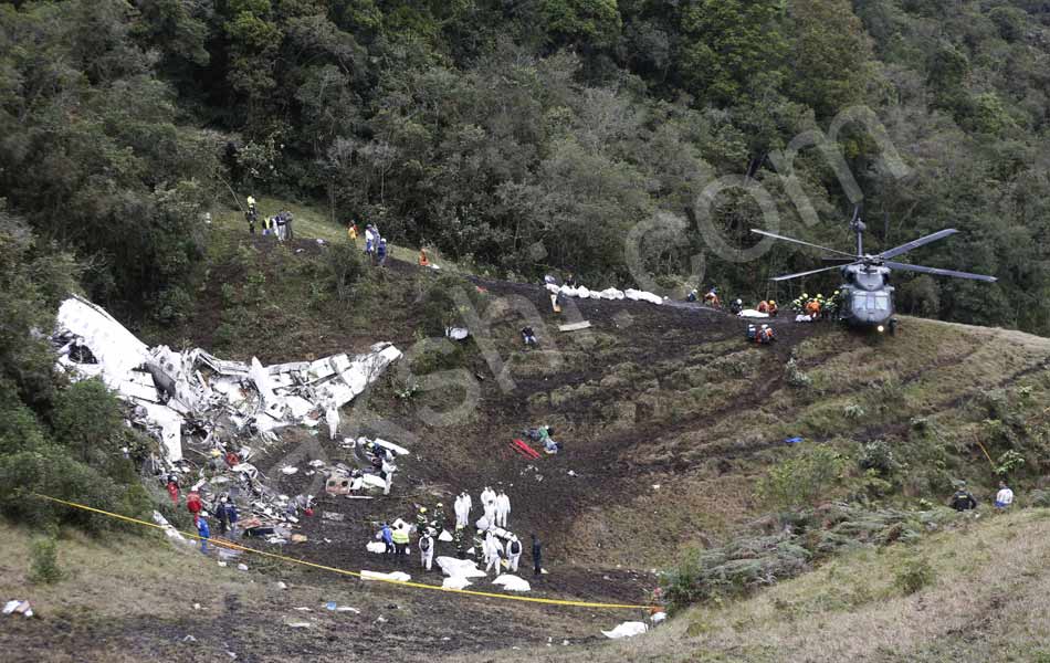 Colombia plane crash 71 dead on Brazil soccer teams charter flight18