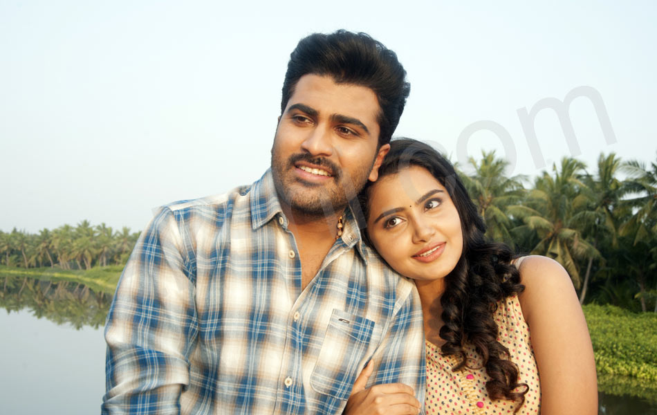 sathamanam bhavathi movie stills8