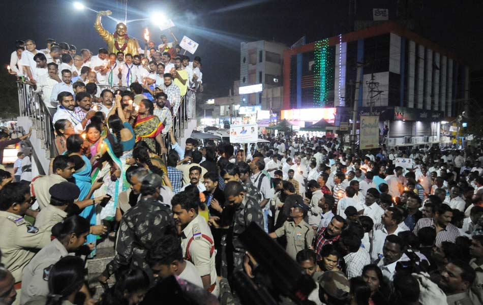 special status protest in anantapur - Sakshi8