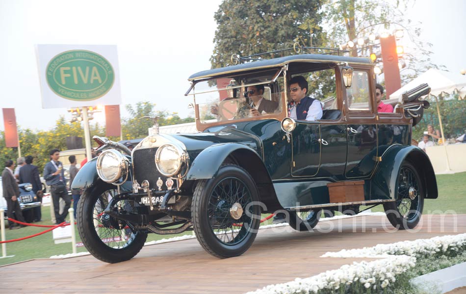 vintage cars show in hyderabad Falaknuma Palace - Sakshi17