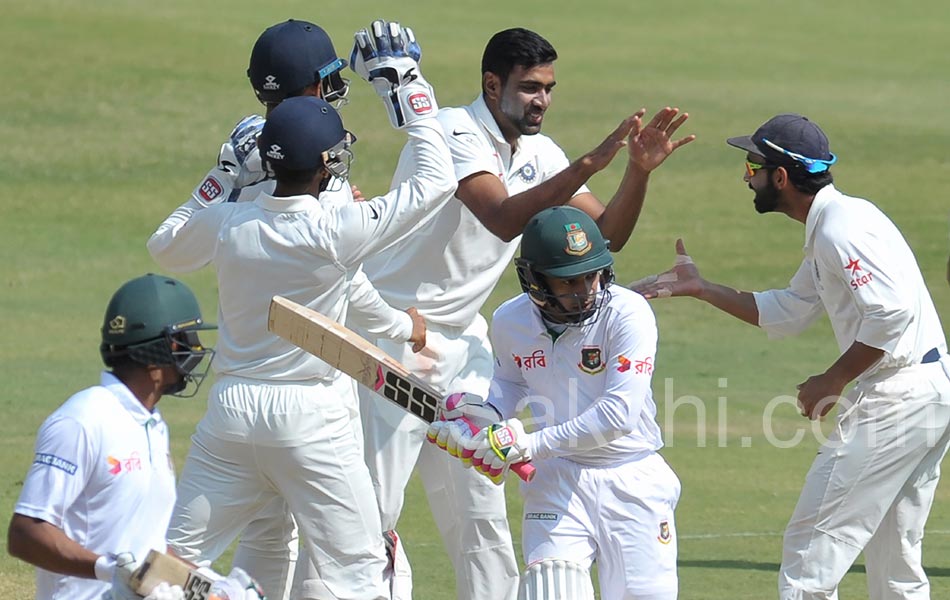 india beats bangladesh by 208 runs17