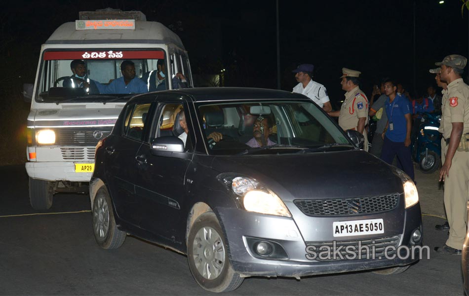 Srinivas body arrived in Hyderabad13