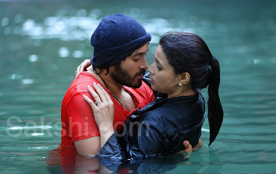 rogue movie stills - Sakshi11