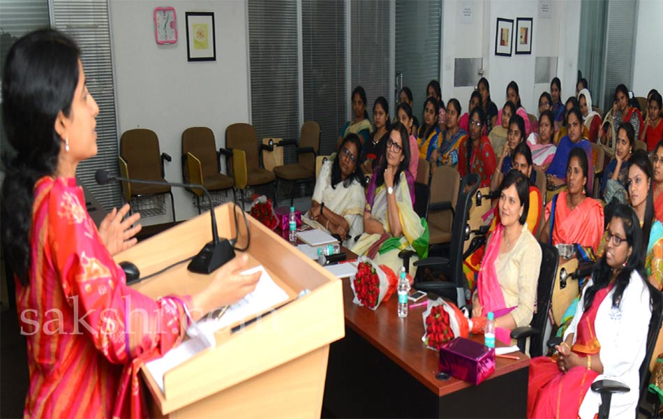 womens day celebration in sakshi journalism school - Sakshi7