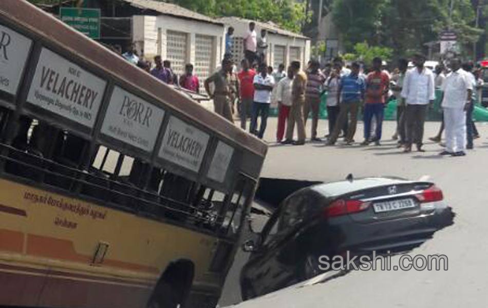 Huge cave in on popular Mount Road in Chennai swallows bus and car - Sakshi6