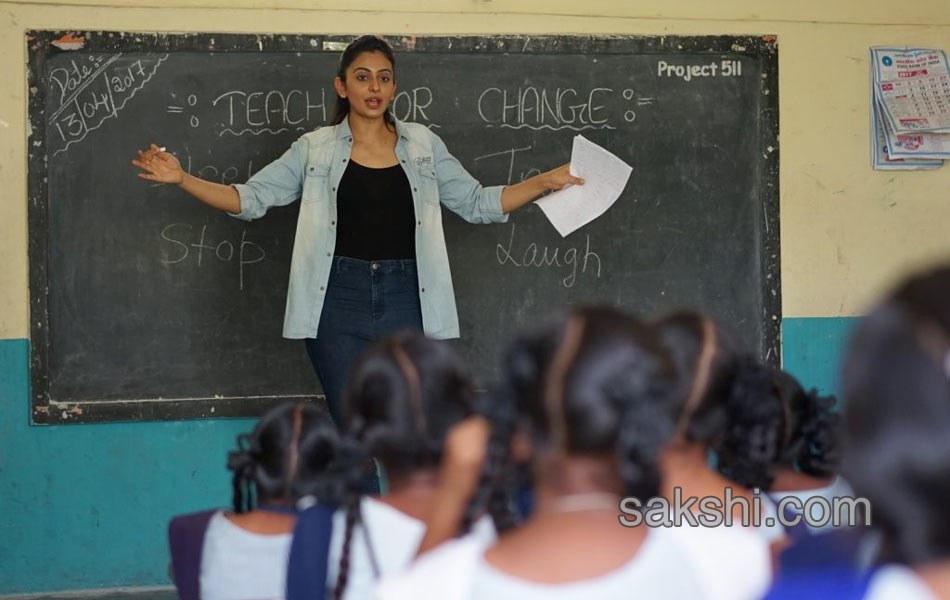 Rakul preet singh turns teacher9