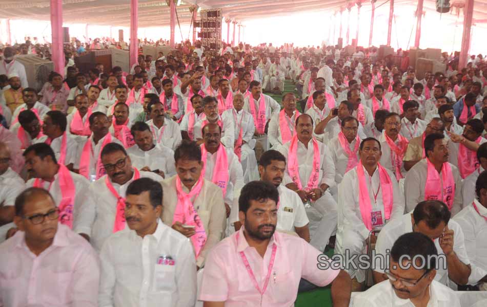 CM KCR send message to party men at TRS plenary - Sakshi30