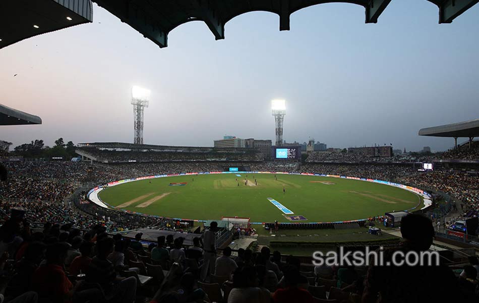 Kolkata Knight Riders won match with  Delhi Daredevils7