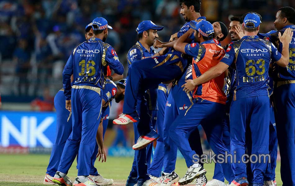 mumbai beat gujarat in super over thriller - Sakshi2