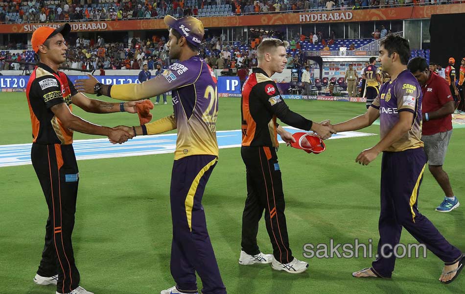 David Warner century sets up Sunrisers win over KKR18