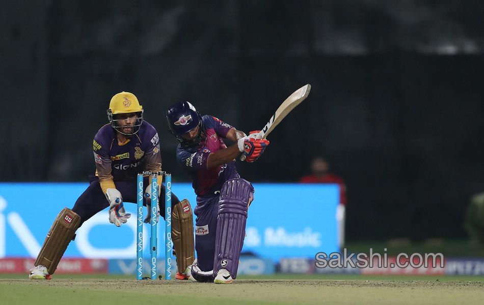 Pune Beat Kolkata By 4 Wickets7