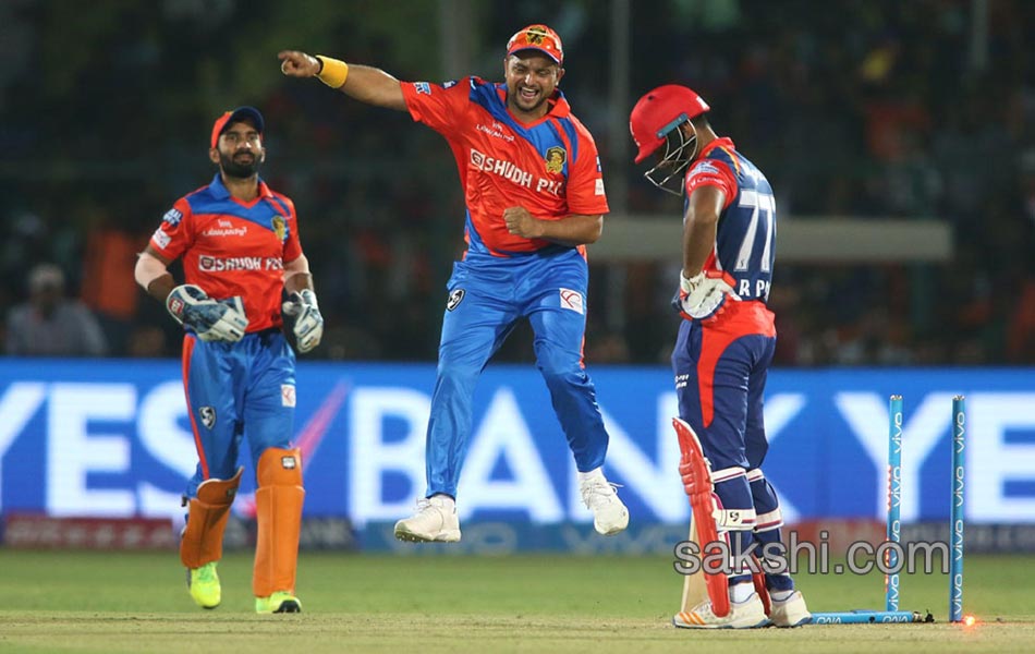 Delhi Daredevils beat Gujarat Lions by two wickets - Sakshi21