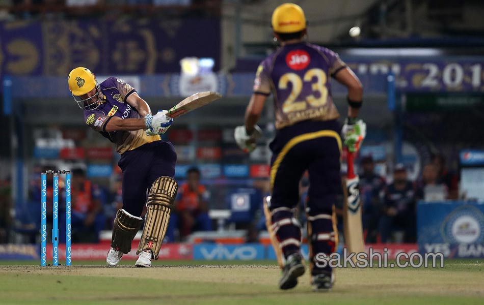 Mumbai Indians beat Kolkata Knight Riders by 9 runs16