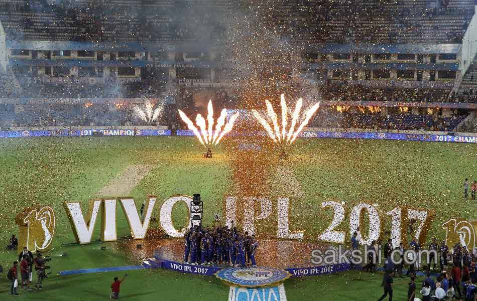 mumbai indians won IPL trophy10