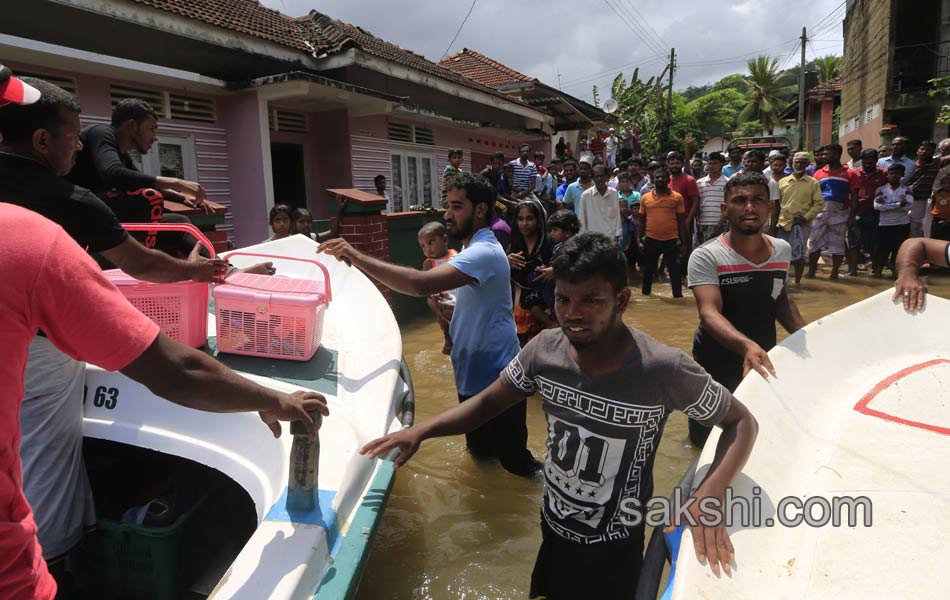 Sri Lanka Mudslides24