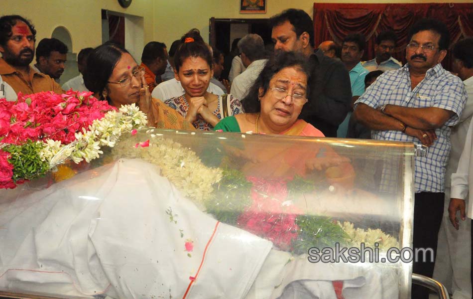 Tributes To Dasari Narayana Rao9