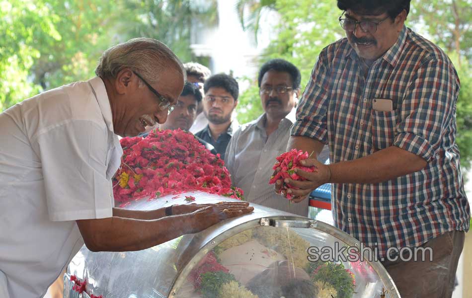 Tributes To Dasari Narayana Rao29