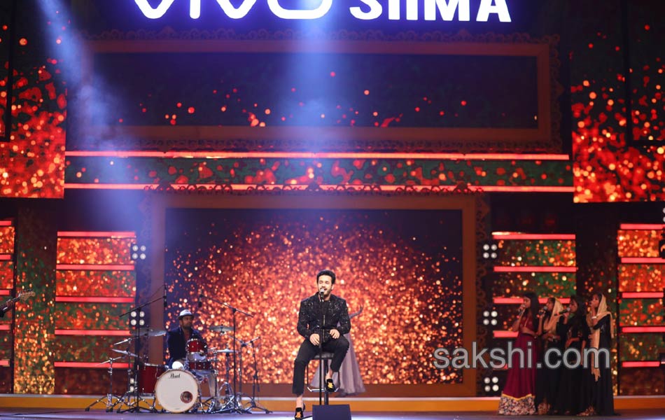 SIIMA award Abu Dhabi 201710