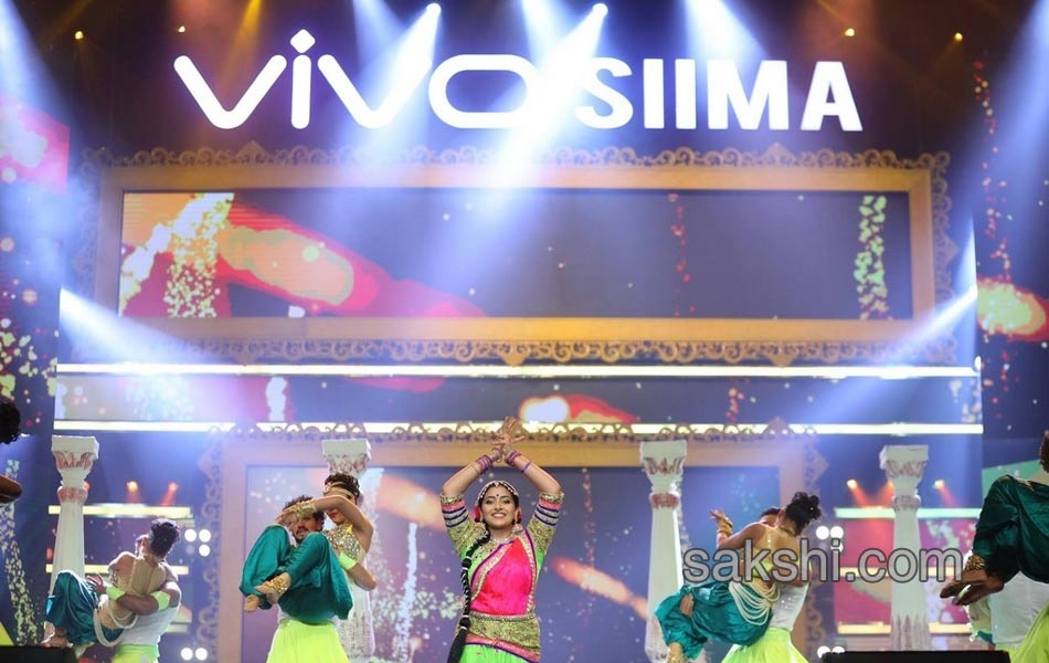 SIIMA award Abu Dhabi 201713